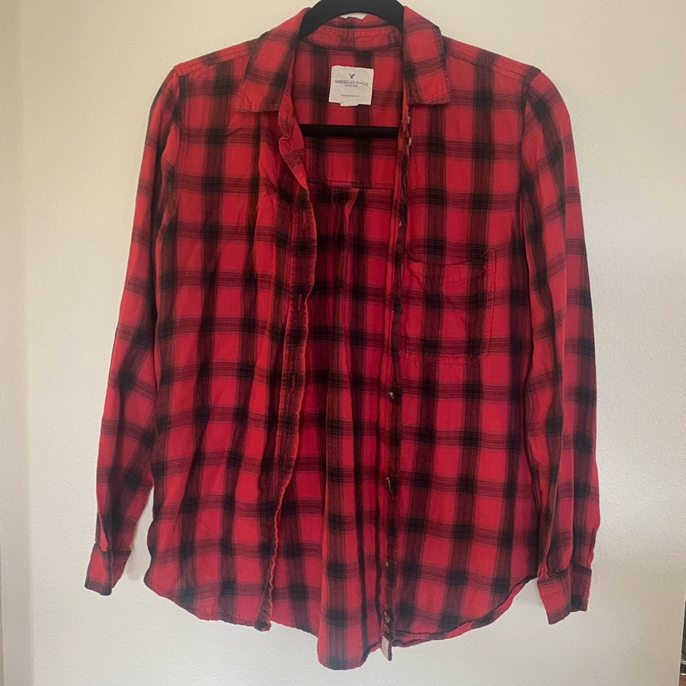 American Eagle Women’s Plaid Button Up Shirt